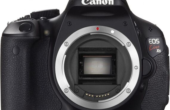 鳥取のおすすめCanon キャノン EOS Kiss X5 ボディ高い買取価格 売るなら百獣のカメラ買取王 カメライオンが高価買取