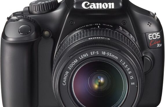 滋賀のおすすめCanon キャノン EOS Kiss X50 レンズキット EF-S18-55mm高い買取価格 売るならカメライオンが高価買取