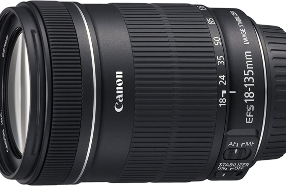 滋賀のおすすめ Canon キャノンEF-S18-135mm 高い買取価格 売るなら百獣のカメラ買取王 カメライオンが高価買い取り