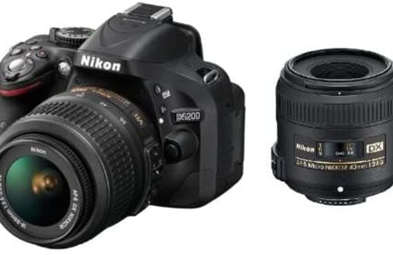 静岡おすすめNikon ニコン D5200標準ズーム+マイクロレンズキット高い買取価格 売るなら買取王カメライオンが高価買取