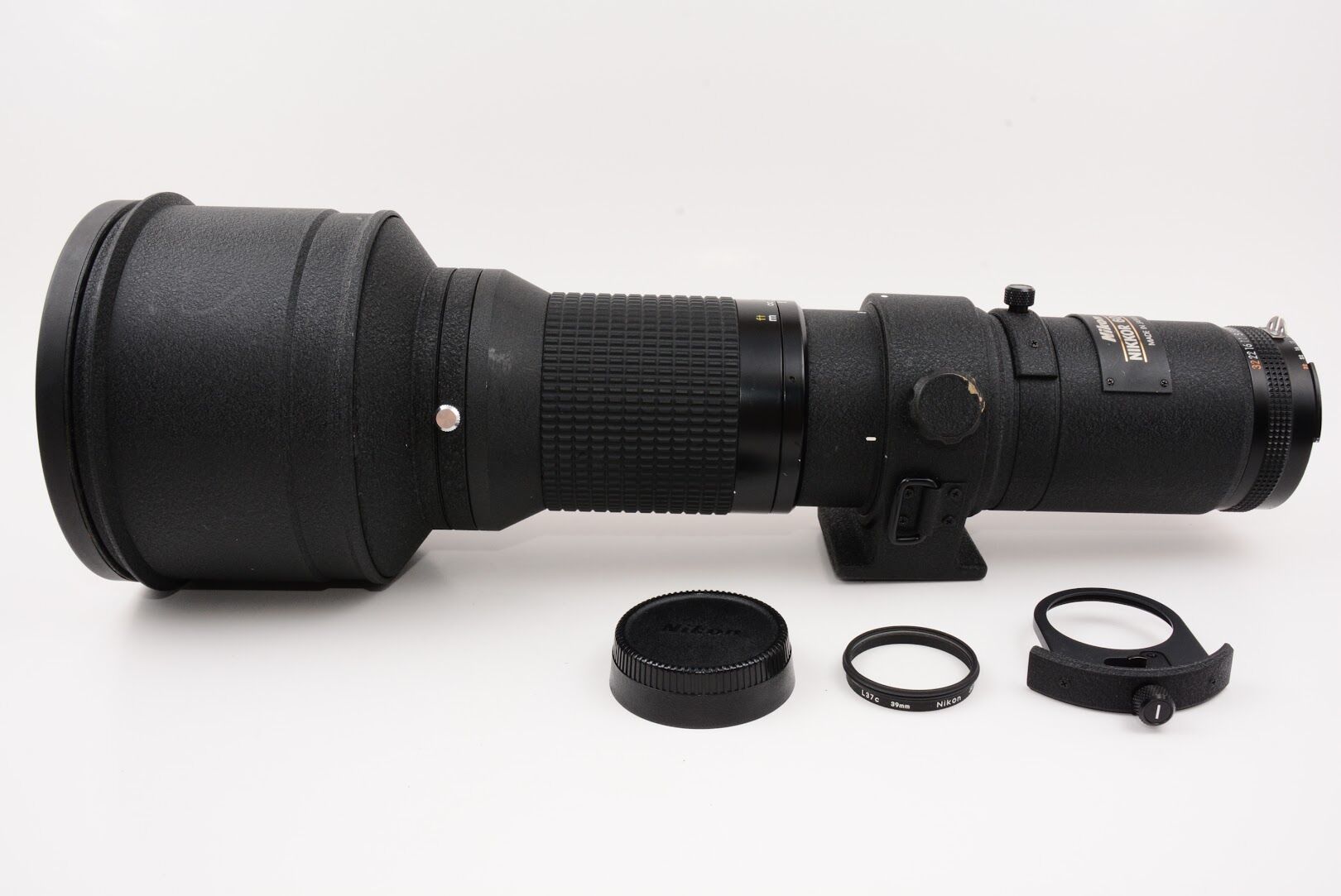 Nikon ニコン ED NIKKOR 600mm 1:5.6　ハードケース付