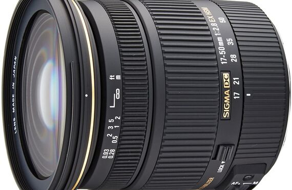 梅田おすすめ SIGMA シグマ 17-50mm F2.8 EX DCの高い買取価格 売るなら百獣のカメラ買取王が高価買い取り