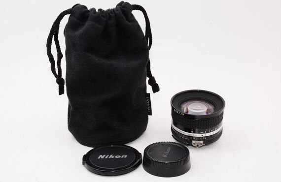 三重のおすすめ Nikon ニコン Nikkor 20mm の高い買取価格 百獣のカメラ買取王が高価買い取り