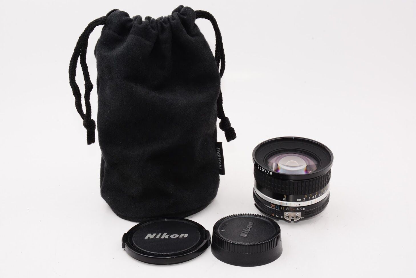 Nikon ニコン Nikkor 20mm F2.8 Ai-s