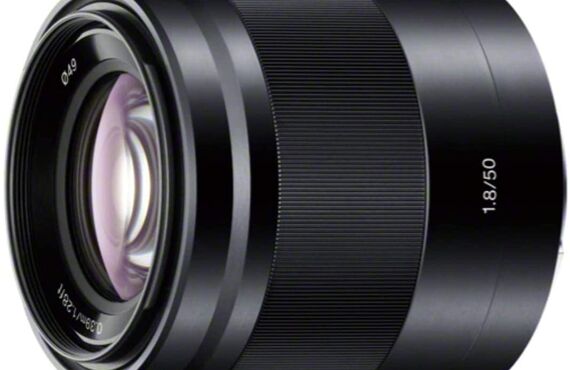 加古川のおすすめ SONY ソニー E 50mm F1.8 OSS SEL50F18-B の高い買取価格 売るなら百獣の買取王が高価買い取り 