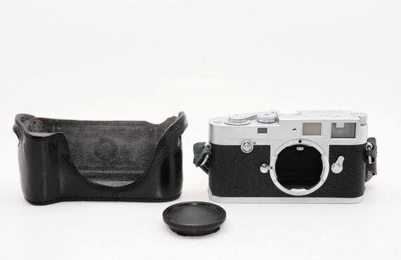 伊丹おすすめ ライカ Leica M2の高い買取価格 売るなら百獣のカメラ買取王が高価買い取り