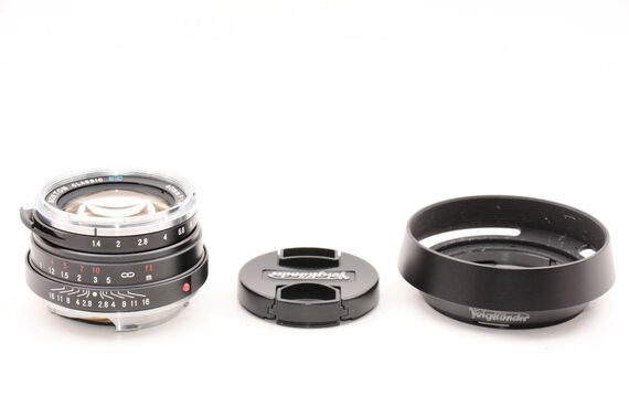 芦屋おすすめ Voigtlander フォクトレンダー classic 40mm F1.4の買取価格 売るなら百獣のカメラ買取王が高価買い取り