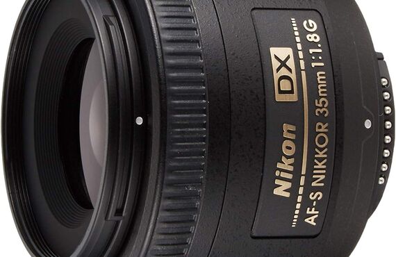 加古川のおすすめ Nikon ニコン AF-S DX NIKKOR 35mm f/1.8G の高い買取価格 売るなら百獣の買取王が高価買い取り 