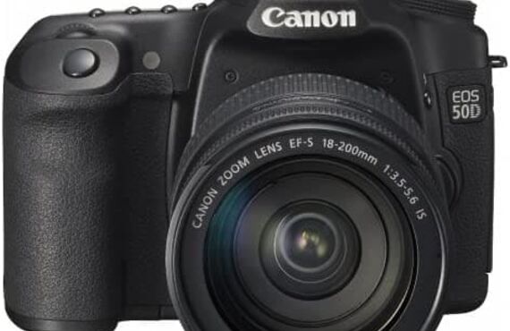 鹿児島のおすすめ Canon キャノン EOS 50D EF-S18-200 IS レンズキット 高い買取価格 売るならカメライオンが高価買取