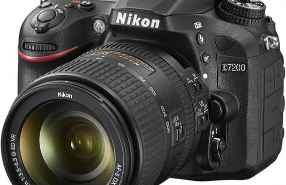 豊岡のおすすめ Nikon ニコン D7200 18-300VR レンズキット の高い買取価格 売るなら百獣の買取王が高価買い取り 