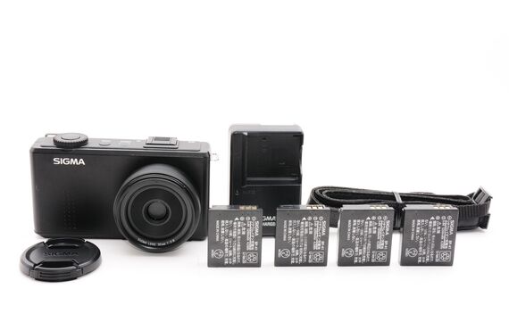 宇都宮のおすすめ SIGMA シグマ デジタルカメラ DP2 Merrill の高い買取価格 売るなら百獣の買取王が高価買い取り 