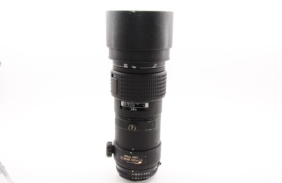 前橋のおすすめ Nikon ニコン AF NIKKOR 300mm F4 ED の高い買取価格 売るなら百獣の買取王が高価買い取り 