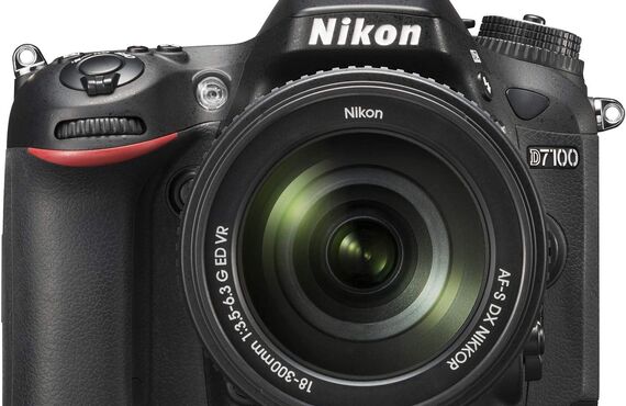 富山のおすすめ Nikon ニコン D7000 18-300 VR スーパーズームキットの買取価格 売るなら百獣の買取王が高価買い取り 