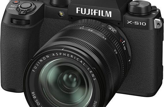 富山のおすすめ FUJIFILM フジフイルム X-S10 レンズキット(XF18-55) の高い買取価格 百獣の買取王が高価買い取り 