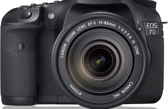 太子町のおすすめ Canon キヤノン EOS 7D EF-S15-85mm F3.5-5.6 IS USM付属 の買取価格 百獣の買取王が高価買い取り 