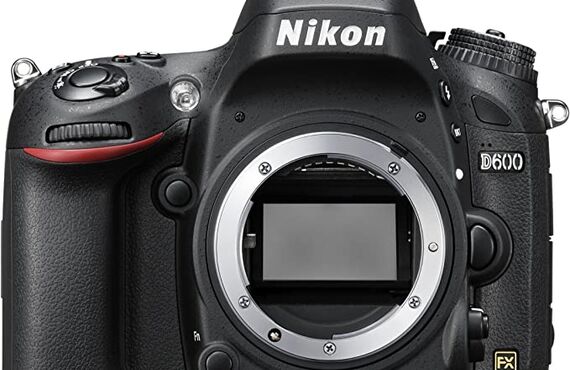 福崎町のおすすめ Nikon ニコン デジタル一眼レフカメラ D600 ボディ の買取価格 売るなら百獣の買取王が高価買い取り