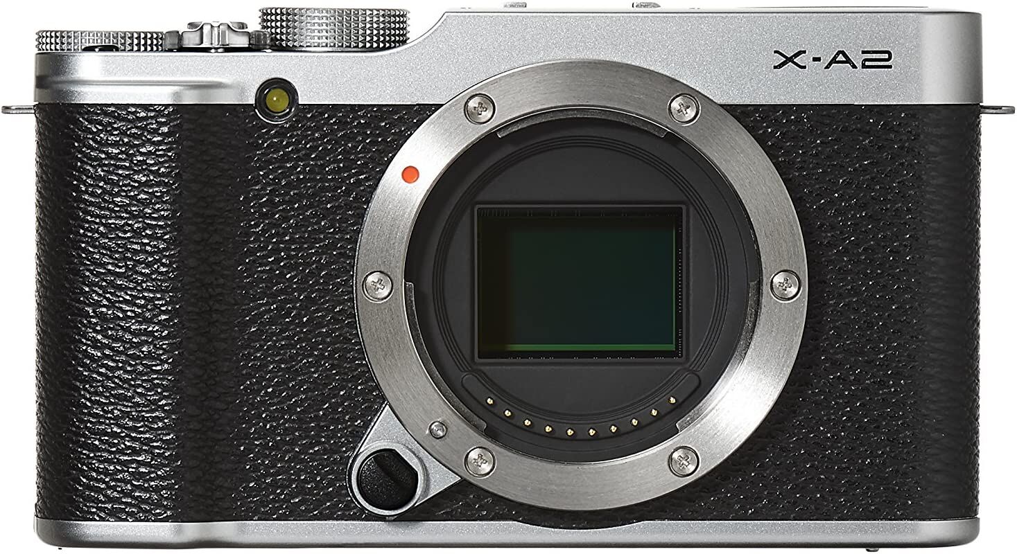FUJIFILM フジフイルム ミラーレス一眼 X-A2 ボディ シルバー