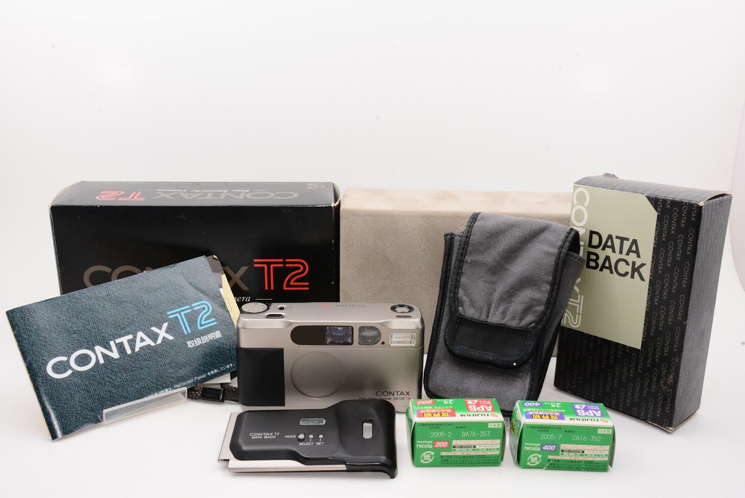 CONTAX コンタックス T2 Carl Zeiss Sonnar 38mm F2.8 フィルム コンパクトカメラ データパック付