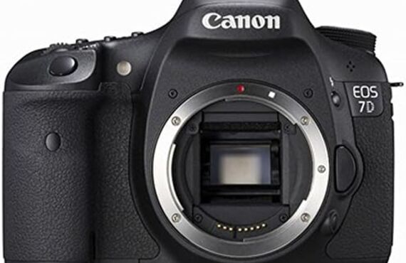 明石のおすすめ Canon キヤノン EOS 7D ボディ の高い買取価格 売るなら百獣の買取王が高価買い取り