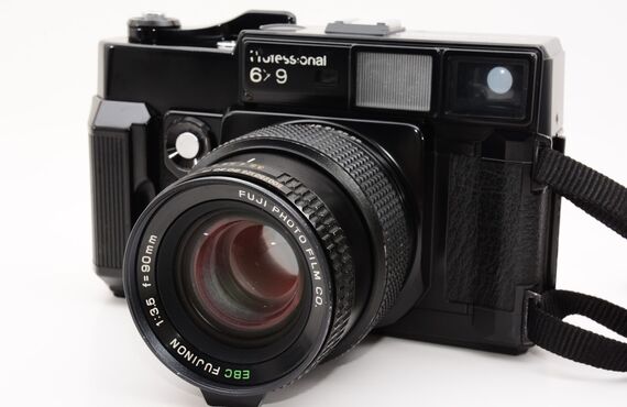 藤沢のおすすめ FUJICA GW690 Professional 6×9 EBC FUJINON 1:3.5 f=90mm の買取価格 百獣の買取王が高価買い取り