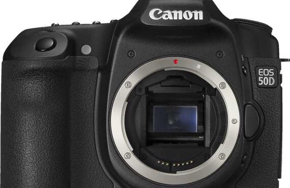 鎌倉のおすすめ Canon キヤノン EOS 50D ボディ の高い買取価格 売るなら百獣の買取王が高価買い取り