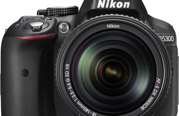 海老名のおすすめ Nikon ニコン D5300 18-140VR レンズキット の高い買取価格 売るなら百獣の買取王が高価買い取り