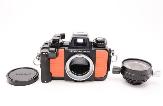 茅ヶ崎のおすすめ Nikon ニコン NIKONOS-V + NIKKOR 35mm F2.5 の高い買取価格 売るなら百獣の買取王が高価買い取り