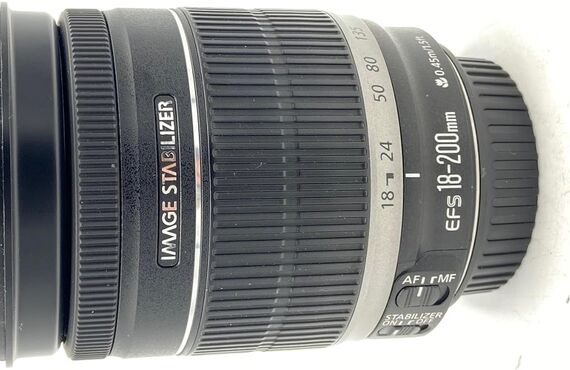 西宮のおすすめ Canon キヤノン EF-S18-200mm F3.5-5.6 IS の高い買取価格 売るなら百獣の買取王が高価買い取り