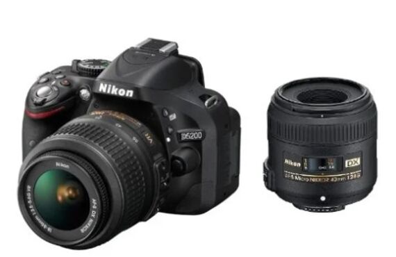 尼崎のおすすめ Nikon ニコン D5200 標準ズーム+マイクロレンズキットの買取価格 売るなら百獣の買取王が高価買い取り