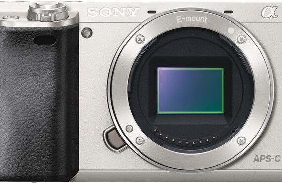綾瀬のおすすめ SONY ソニー α6000 パワーズームレンズキット の高い買取価格 売るなら百獣の買取王が高価買い取り