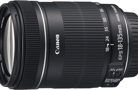 箕面のおすすめ Canon キヤノン EF-S18-135mm F3.5-5.6 IS APS-C対応 の買取価格 売るなら百獣の買取王が高価買い取り