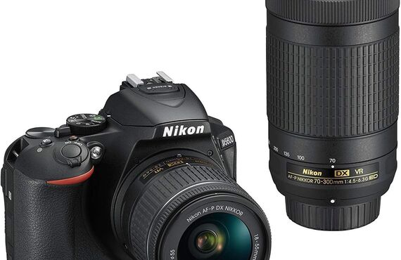 吹田のおすすめ Nikon ニコン D5600 ダブルズームキット ブラックの高い買取価格 売るなら百獣の買取王が高価買い取り