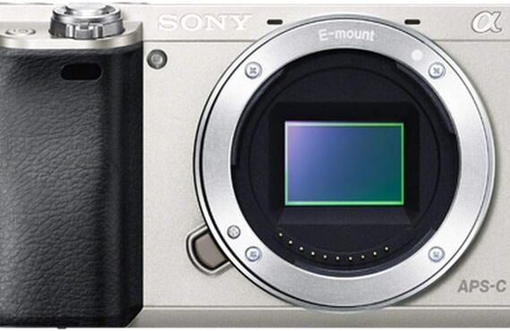 梅田のおすすめ  SONY ソニー ミラーレス一眼 α6000 ボディ の高い買取価格 売るなら百獣の買取王が高価買い取り