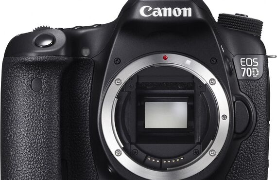 新潟のおすすめ Canon キヤノン EOS70D ボディ の高い買取価格 売るなら百獣の買取王が高価買い取り