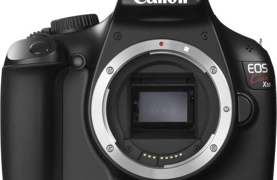 兵庫のおすすめ Canon キヤノン EOS Kiss X50 ボディ ブラック の高い買取価格 売るなら百獣の買取王が高価買い取り