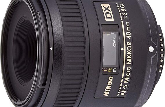 梅田のおすすめ Nikon ニコン AF-S DX Micro NIKKOR 40mm f/2.8G の高い買取価格 売るなら百獣の買取王が高価買い取り