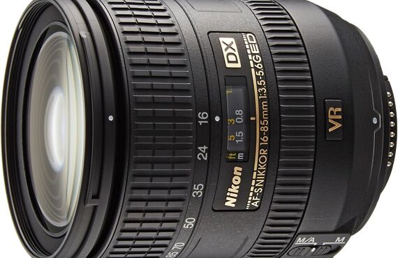 吹田のおすすめ Nikon ニコン AF-S DX NIKKOR 16-85mm f/3.5-5.6G ED VR の高い買取価格 百獣の買取王が高価買い取り