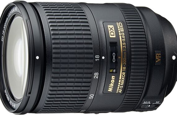 神戸のおすすめ Nikon ニコン AF-S DX NIKKOR 18-300mmの高い買取価格 売るなら百獣の買取王 高価買い取り