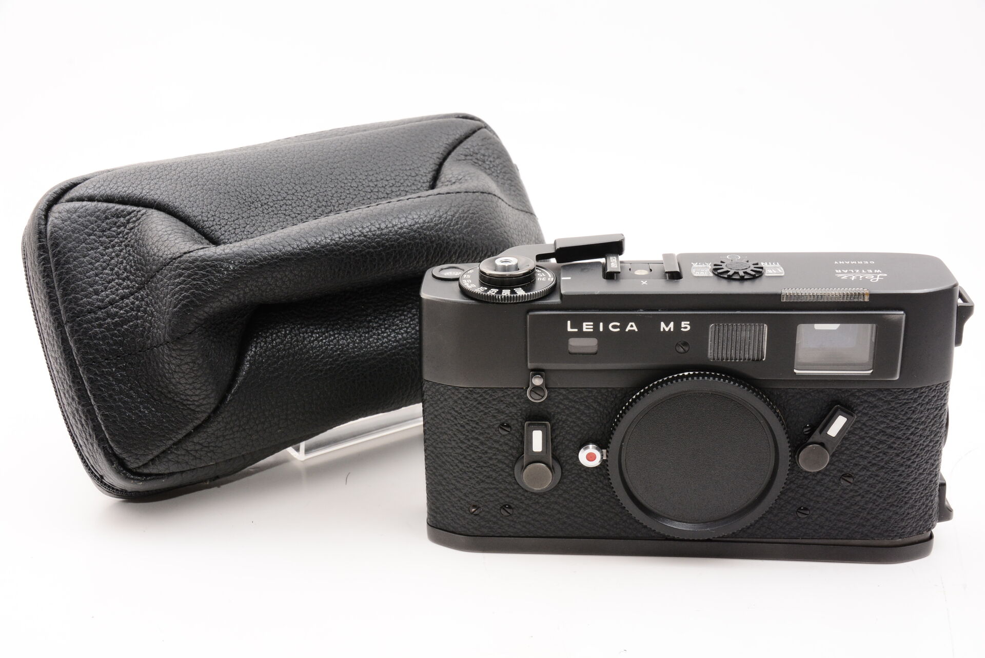 LEICA ライカ M5  body BLACK ケース付