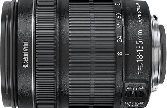 明石のおすすめ Canon キャノン EF-S18-135mm F3.5-5.6 IS STMの高い買取価格 売るなら百獣の買取王が高価買い取り 
