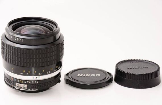 明石のおすすめ Nikon ニコン Ai-S NIKKOR 35mm f/1.4 の高い買取価格 売るなら百獣の買取王が高価買い取り 