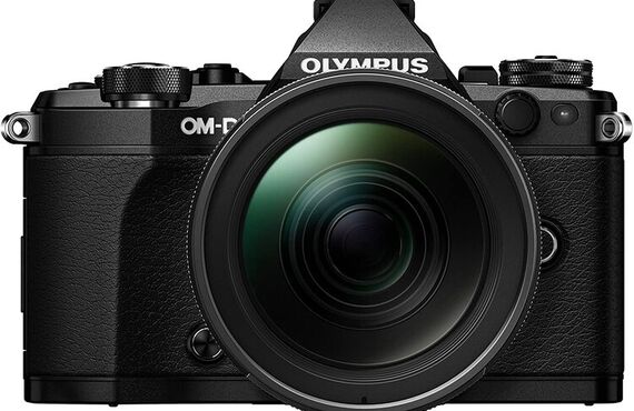 カメラレンタル神戸のおすすめレンズ・ビデオカメラ買取王カメライオン OLYMPUSオリンパス E-M5 Mark II 12-40mm F2.8