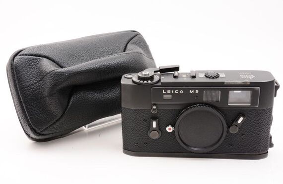 尼崎おすすめ LEICA ライカ M5  body BLACK ケース付の高い買取価格 売るなら百獣のカメラ買取王が高価買い取り
