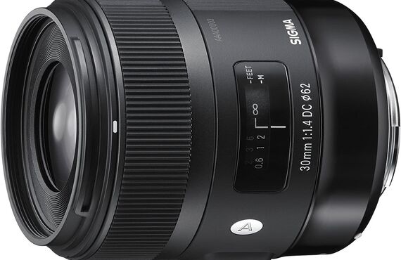 カメラレンタル神戸のおすすめレンズ・ビデオカメラ買取王カメライオンSIGMA 30mm F1.4 DC HSM 単焦点レンズ NIKON F