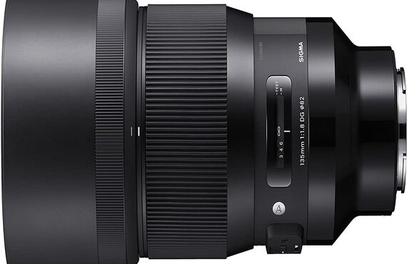 カメラレンタル神戸のおすすめレンズ・ビデオカメラ買取王カメライオンART 135mmF1.8DG HSM (SONY FEマウント) 単焦点
