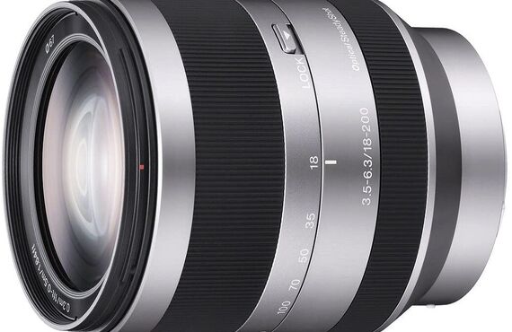 カメラレンタル神戸のおすすめレンズ・ビデオカメラ買取王カメライオンSONY E18-200mm F3.5-6.3OSS SEL18200 LE 高倍率