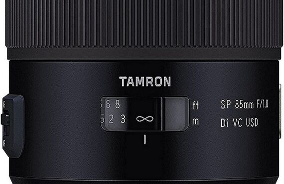 カメラレンタル神戸のおすすめレンズ・ビデオカメラ買取王カメライオンTAMRON85F1.8 Di VC USD F016 キャノンEF単焦点