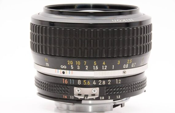 新潟のおすすめ Nikon ニコン Ai-s Nikkor 50mm F1.2 の高い買取価格 売るなら百獣の買取王が高価買い取り 